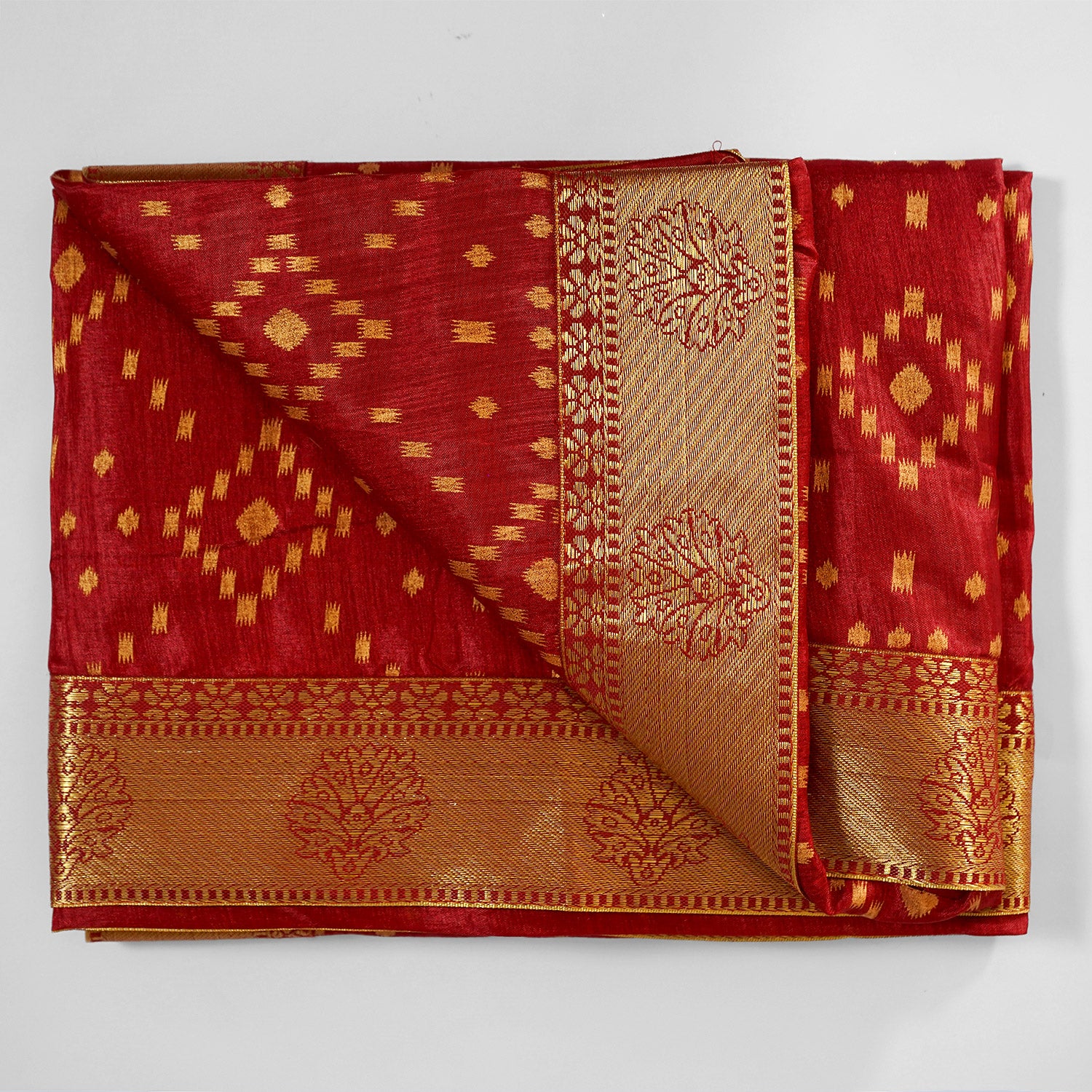 Maroon Bandhani Silk Saree, Golden Border Silk Saree, Ethnic Silk Saree, Handcrafted Saree, Wedding Silk Saree, Festival Saree, Traditional Indian Saree, Elegant Silk Saree, Bloomaya Saree, Exquisite Bandhani Saree.