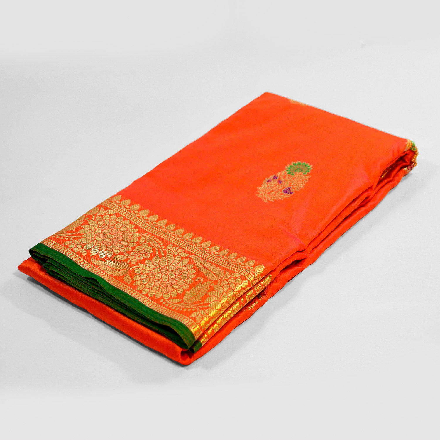 Orange Paithani Silk Saree, Handwoven Silk Saree, Traditional Indian Saree, Festive Wear Saree, Zari Border Paithani Saree, Premium Silk Fabric, Ethnic Wedding Attire, Bridal Trousseau Saree, Elegant Festival Outfit, Indian Handloom Silk Saree, Bloomaya Exclusive Saree, Customizable Blouse Piece, Artisan Crafted Saree, Gift for Her, Regal Paithani Weave.