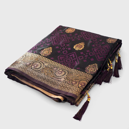 Elegance in every weave: Violet Banarasi Saree with Zari Border. A perfect blend of tradition and sophistication for timeless charm.